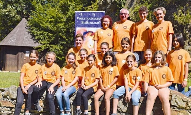Lockenhaus: Volkstanzen bei Spiel und Spaß